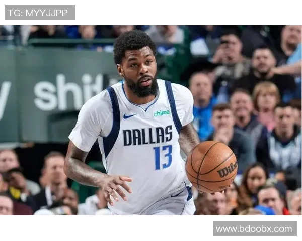 NBA锋线大将续约争议：表现、角色、市场与潜力全解析